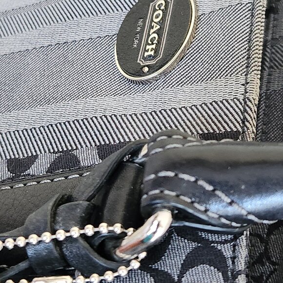 Euc Coach Legacy Signature Stripe Candance Shoulder Bag Purse - Picture 12 of 13